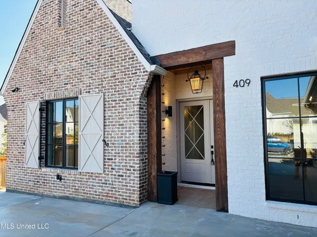 $875,000 | 409 Whittington Circle, Madison, MS 39110