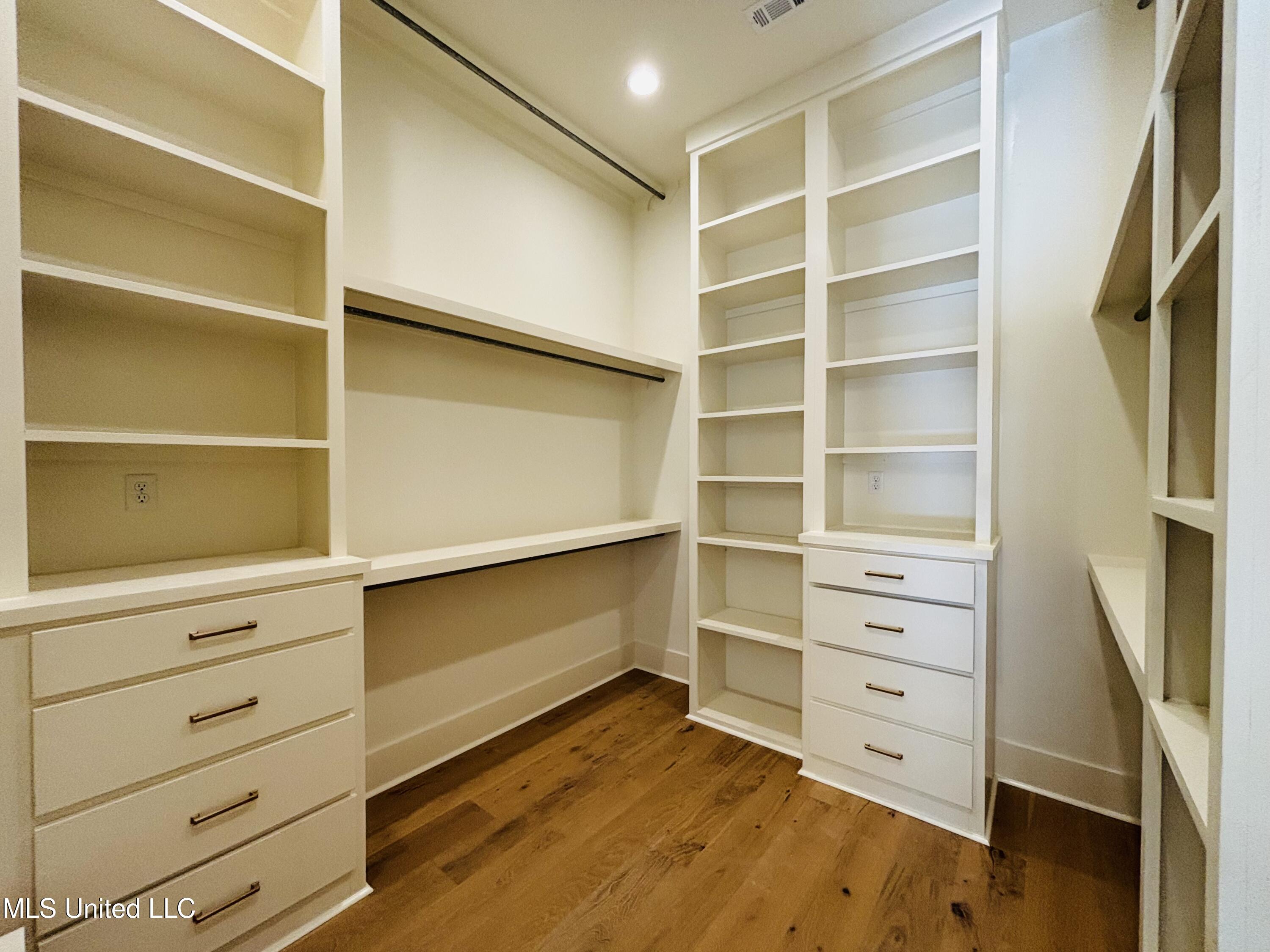 409 Whittington Circle Madison, MS 39110 - Photo 36 of 63 IMG_0276