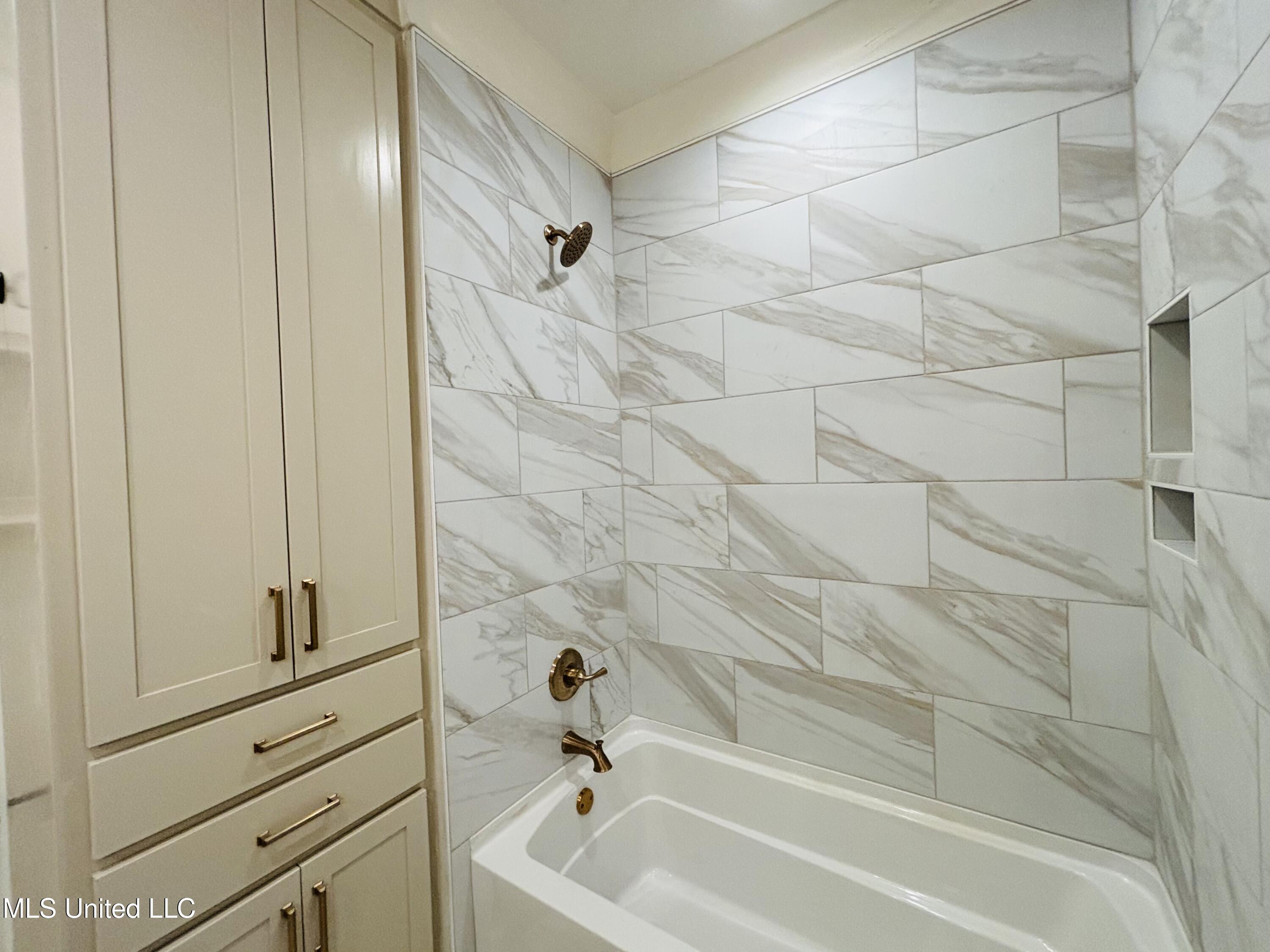 409 Whittington Circle Madison, MS 39110 - Photo 50 of 63 IMG_0287