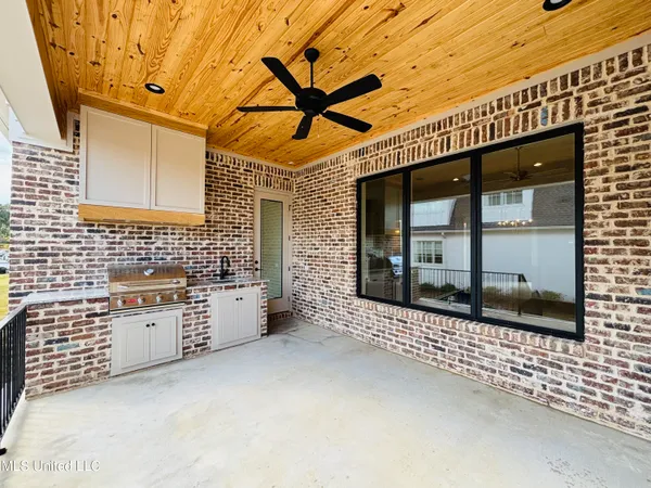 $875,000 | 409 Whittington Circle, Madison, MS 39110