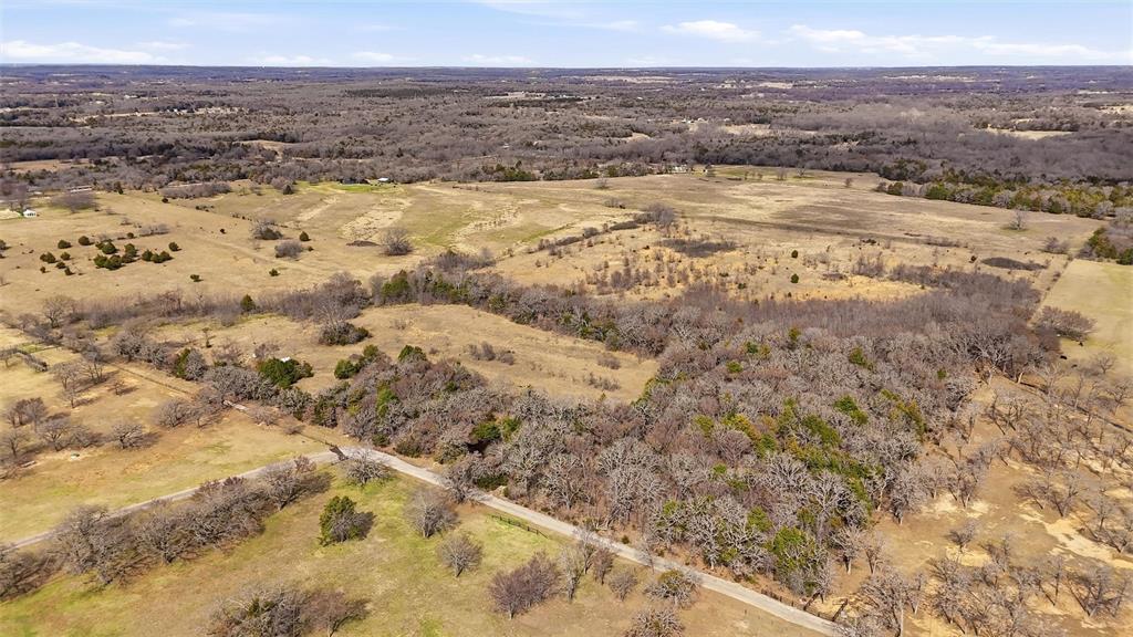 550 County Road 297 Gainesville, TX 76240 - Photo 36 of 40 a view of an ocean