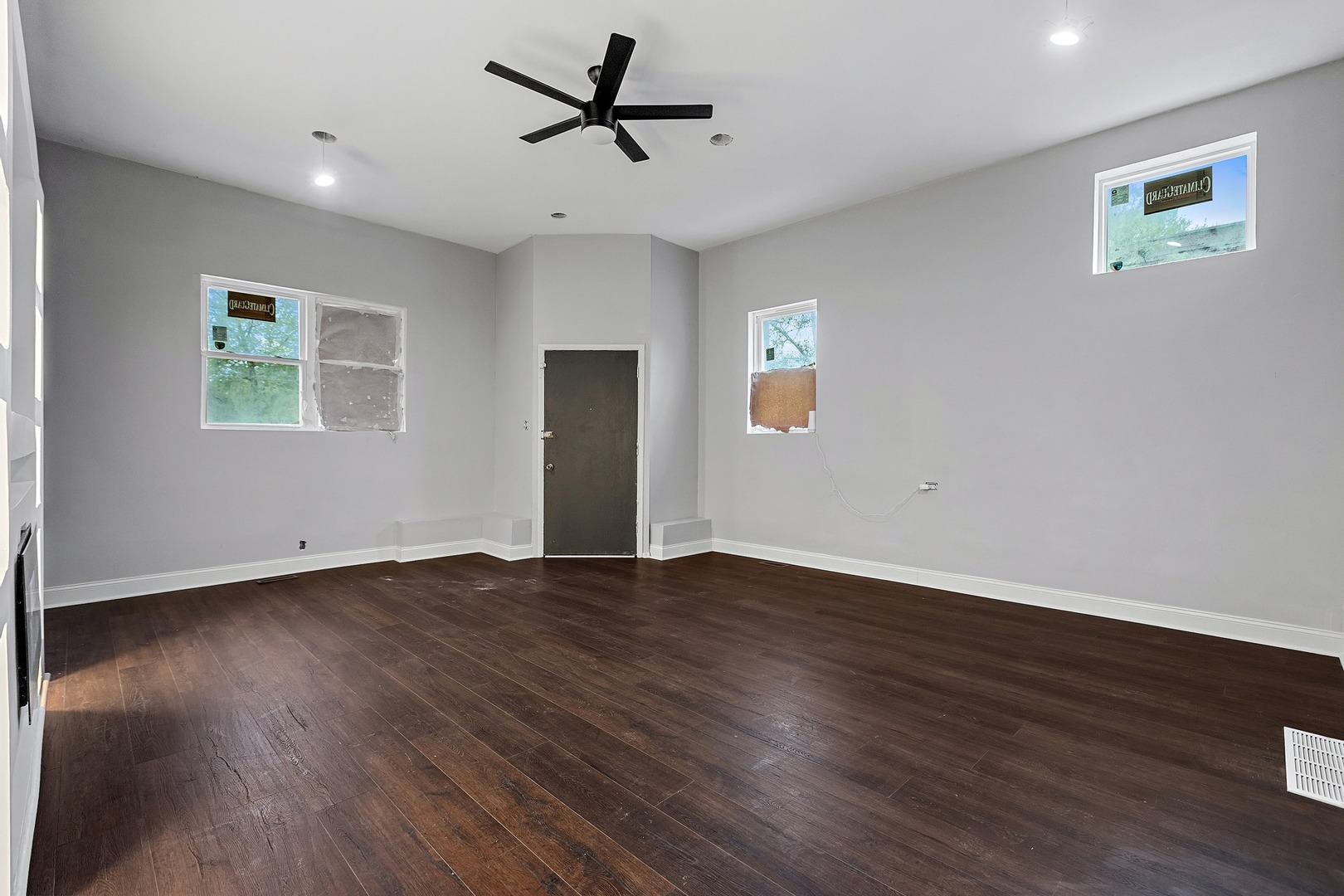 12258 South Normal Avenue Chicago, IL 60628 - Photo 5 of 11