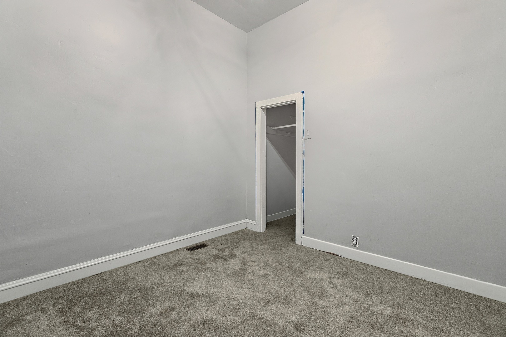 12258 South Normal Avenue Chicago, IL 60628 - Photo 10 of 11