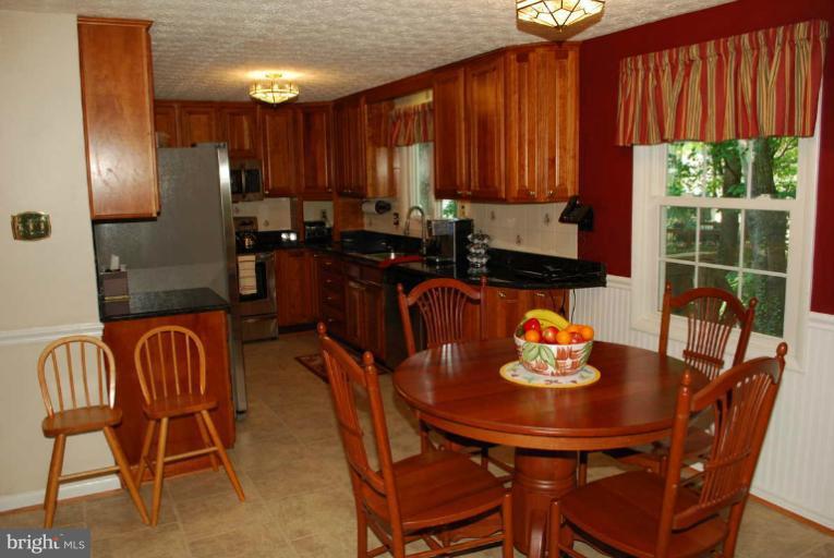 8080 Winding Way Court Springfield, VA 22153 - Photo 1 of 27 Kitchen