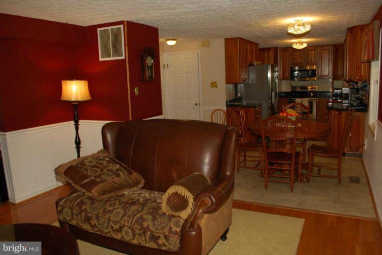 8080 Winding Way Court Springfield, VA 22153 - Photo 23 of 27 Family Room
