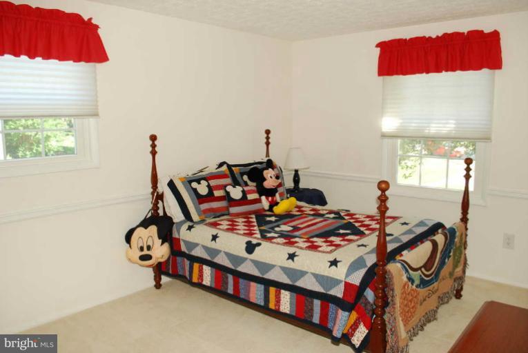 8080 Winding Way Court Springfield, VA 22153 - Photo 5 of 27 Bedroom