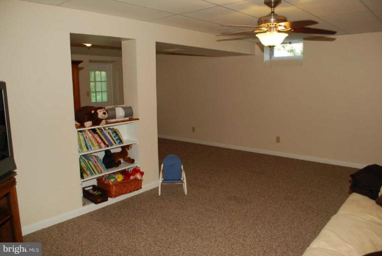 8080 Winding Way Court Springfield, VA 22153 - Photo 7 of 27 Interior (General)