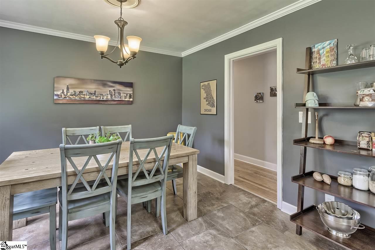 116 Ridgeway Drive Greenville, SC 29607 - Photo 6 of 34