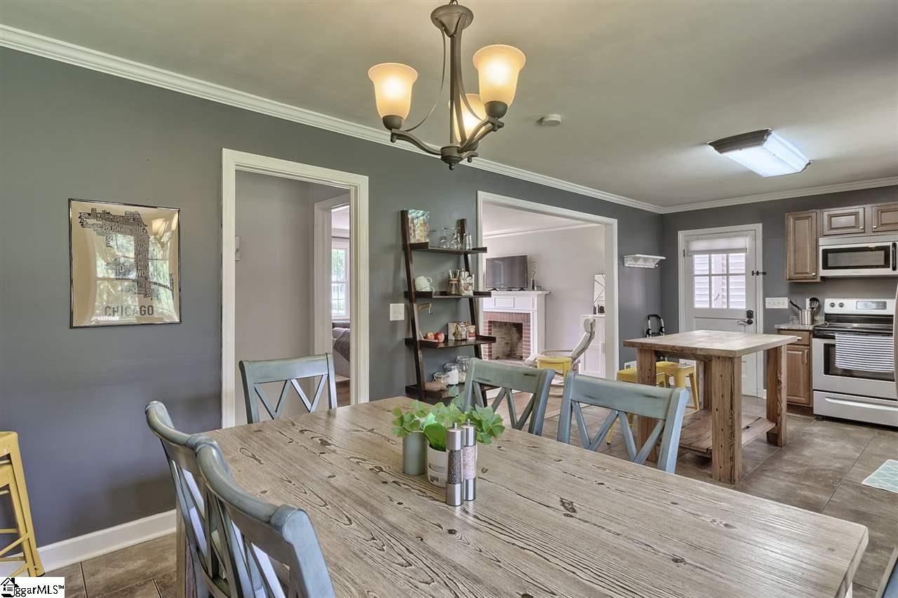116 Ridgeway Drive Greenville, SC 29607 - Photo 8 of 34