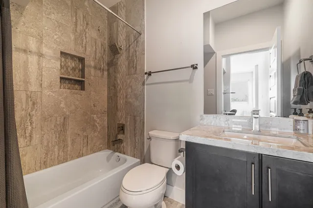 $4,250 | 925 Herkimer Street, Houston, TX 77008