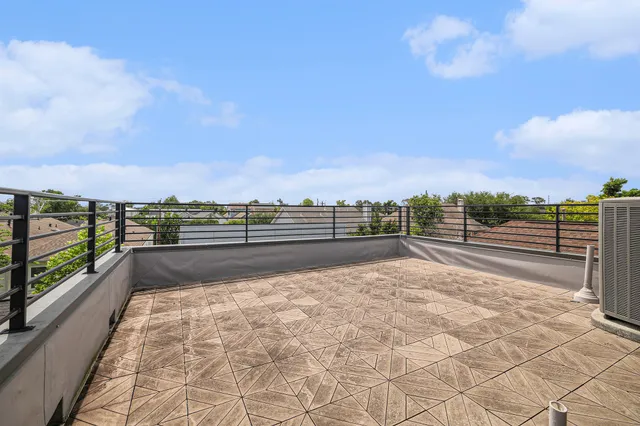 $4,250 | 925 Herkimer Street, Houston, TX 77008