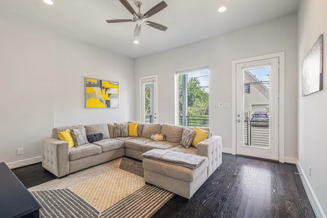 $4,250 | 925 Herkimer Street, Houston, TX 77008