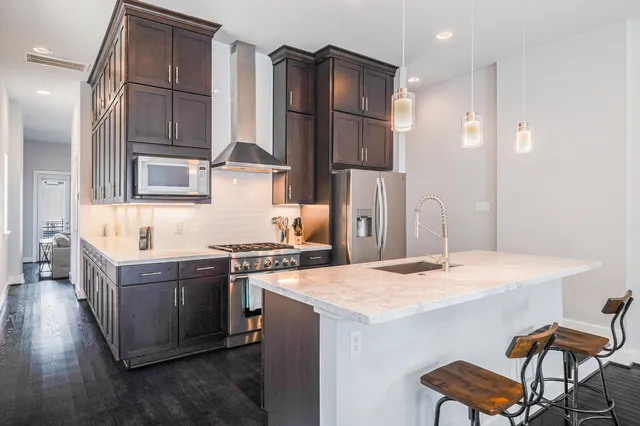 $4,250 | 925 Herkimer Street, Houston, TX 77008