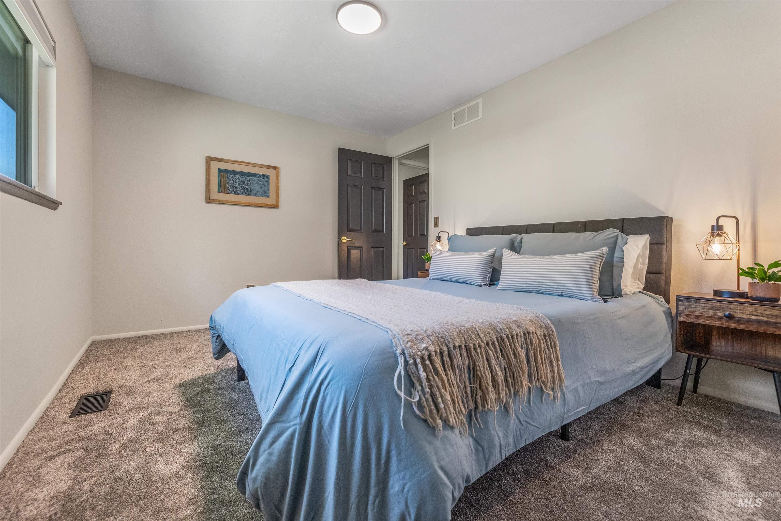 898 Pebble Beach Way Eagle, ID 83616 - Photo 35 of 50