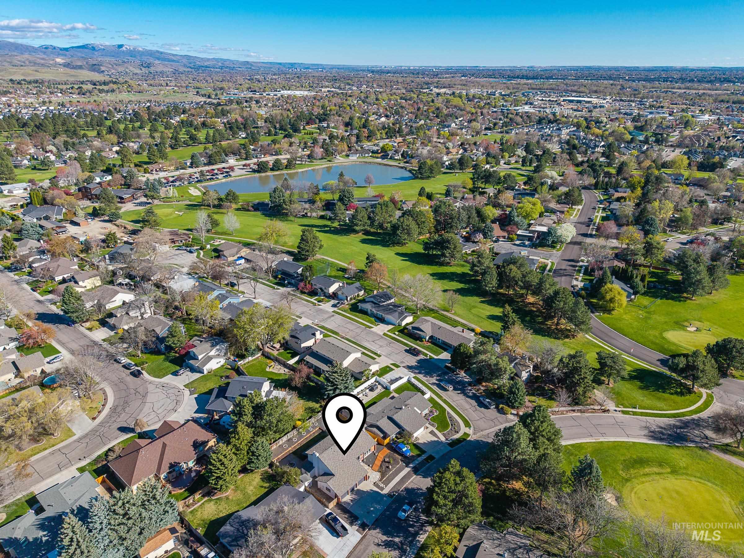 898 Pebble Beach Way Eagle, ID 83616 - Photo 4 of 50