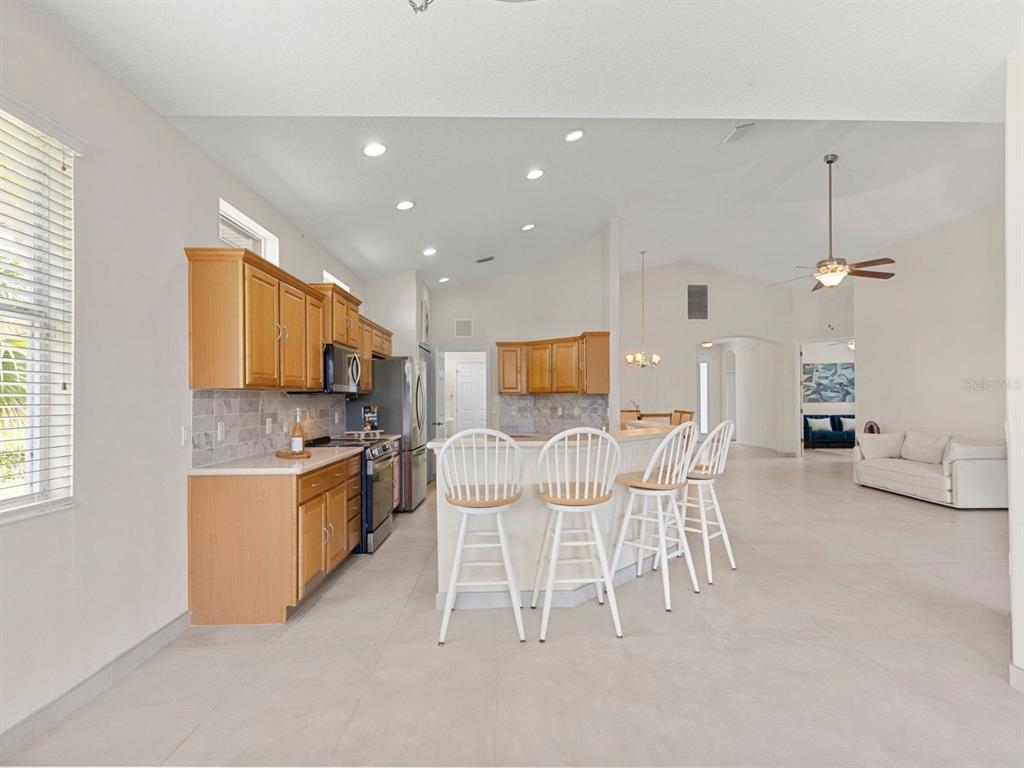 8135 Indigo Ridge Terrace Bradenton, FL 34201 - Photo 9 of 83