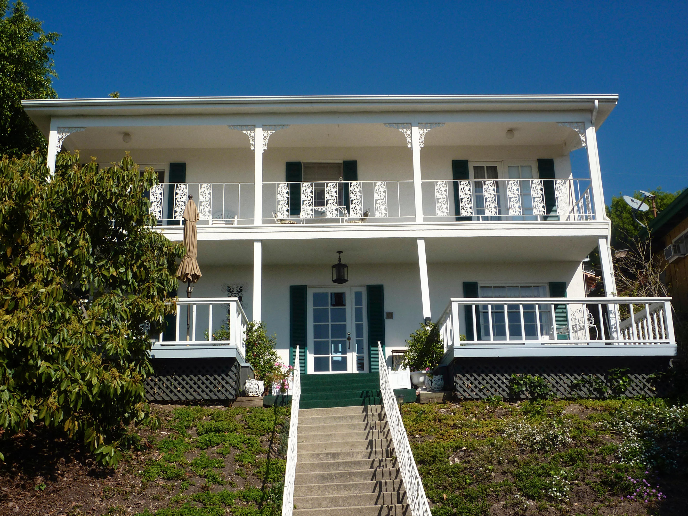 868 Cheltenham Road Santa Barbara, CA 93105 - Photo 1 of 18 South Facing Home