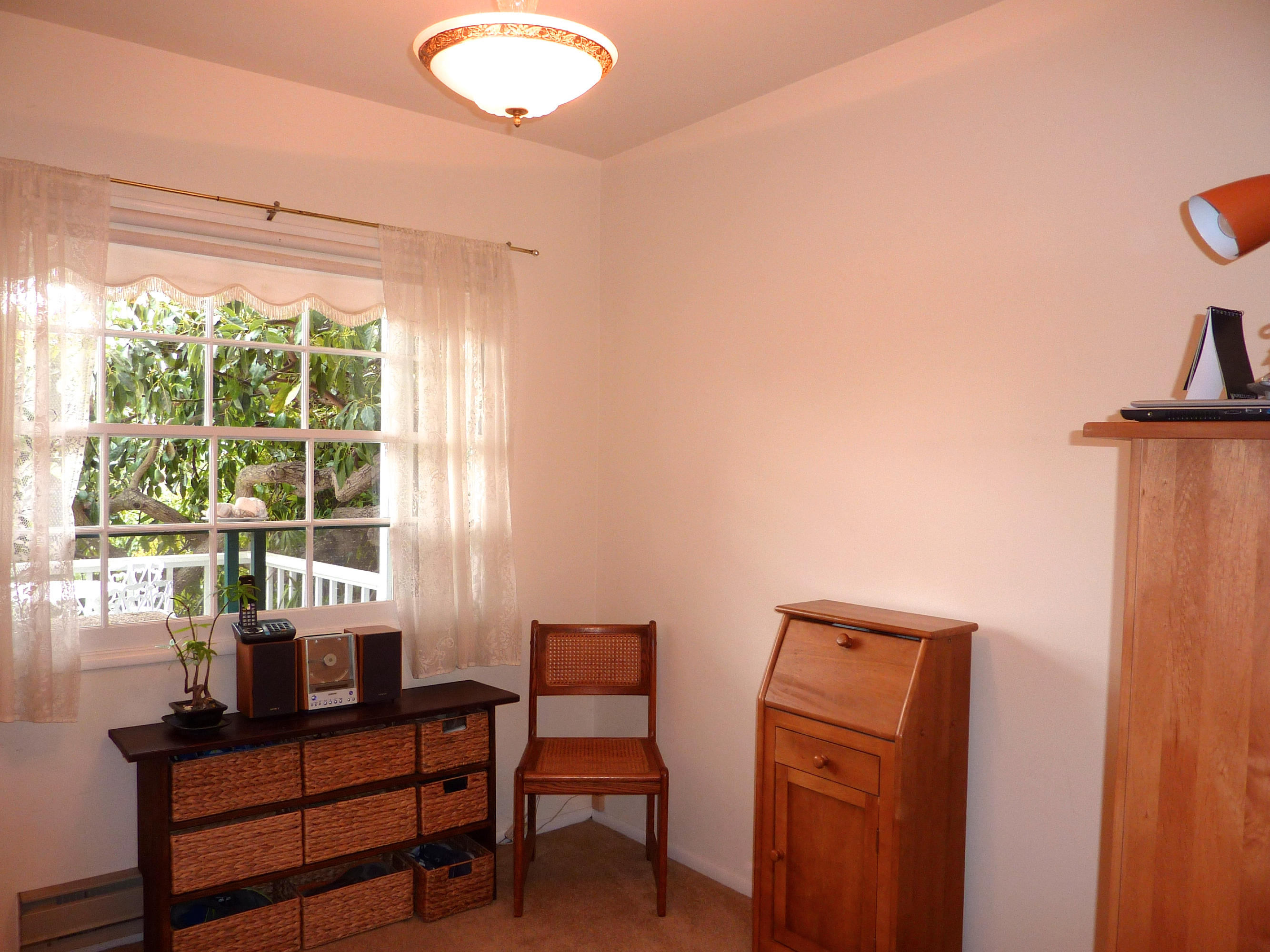 868 Cheltenham Road Santa Barbara, CA 93105 - Photo 8 of 18 Downstairs Bedroom (no closet)
