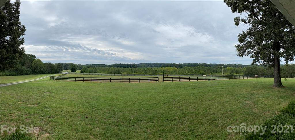 2388 River Road Lincolnton, NC 28092 - Photo 4 of 46 Gallery Image 4