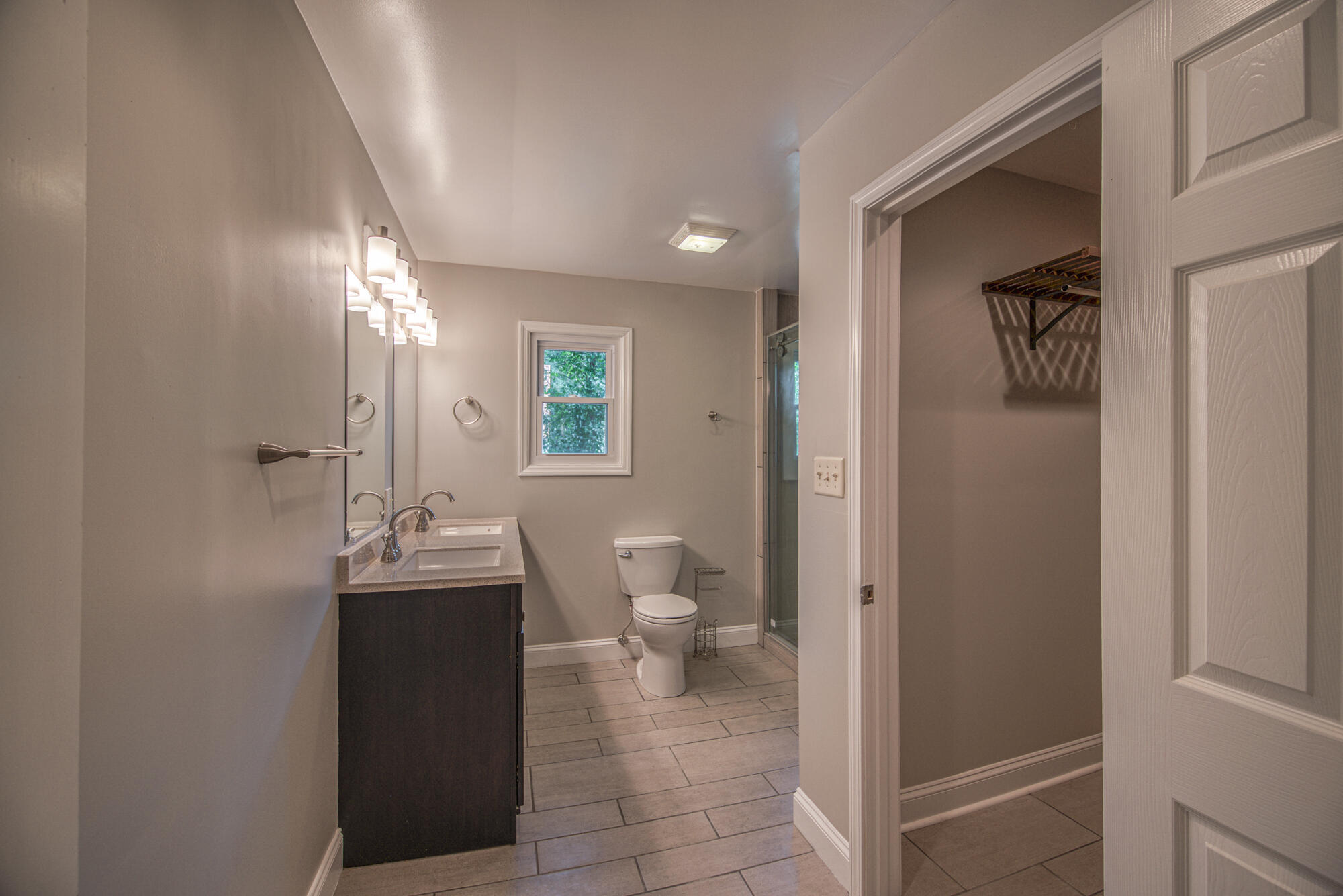 440 Lakeshore Road Bluff City, TN 37618 - Photo 19 of 51 DSC_1996_34 copy