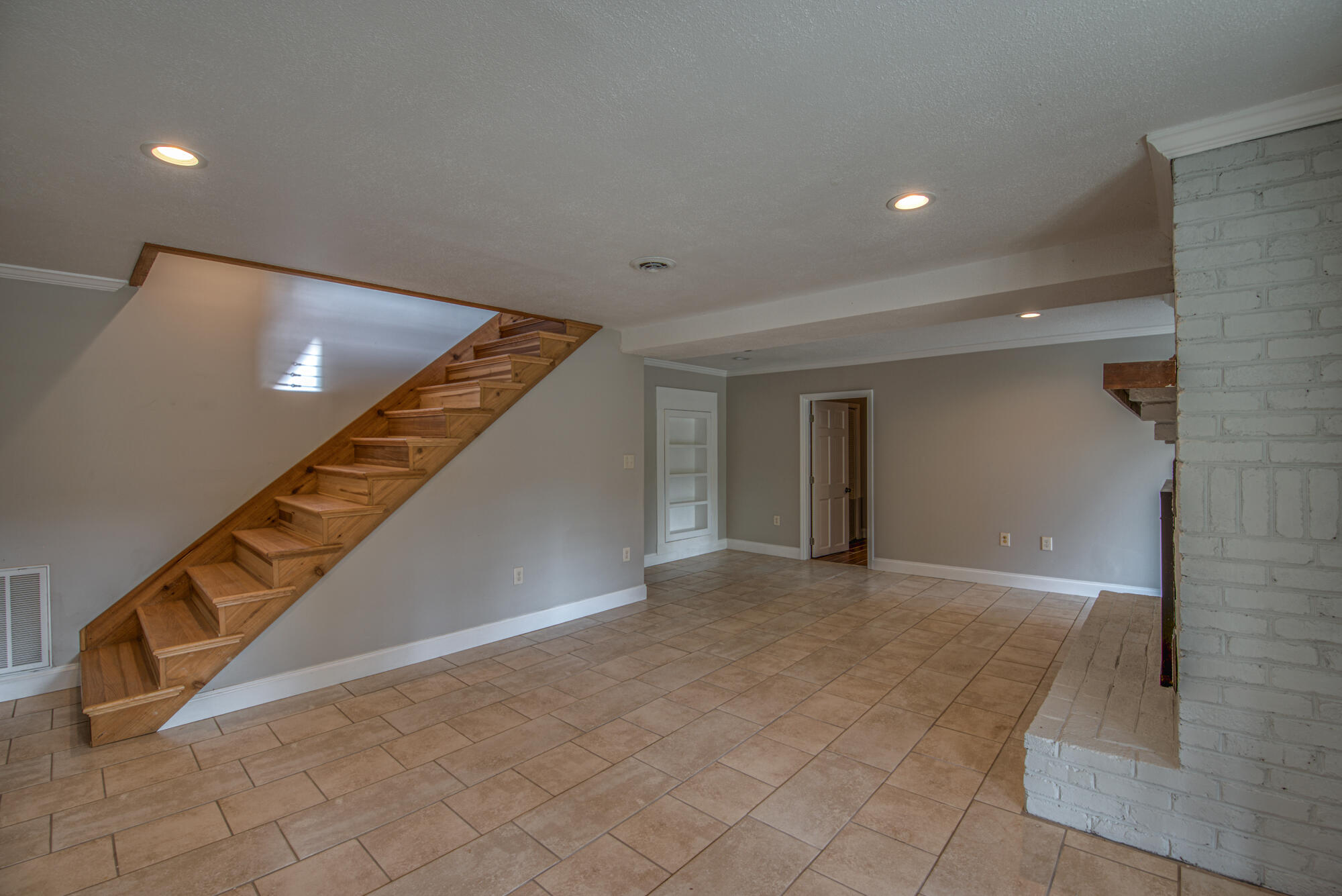 440 Lakeshore Road Bluff City, TN 37618 - Photo 29 of 51 DSC_2051_45 copy