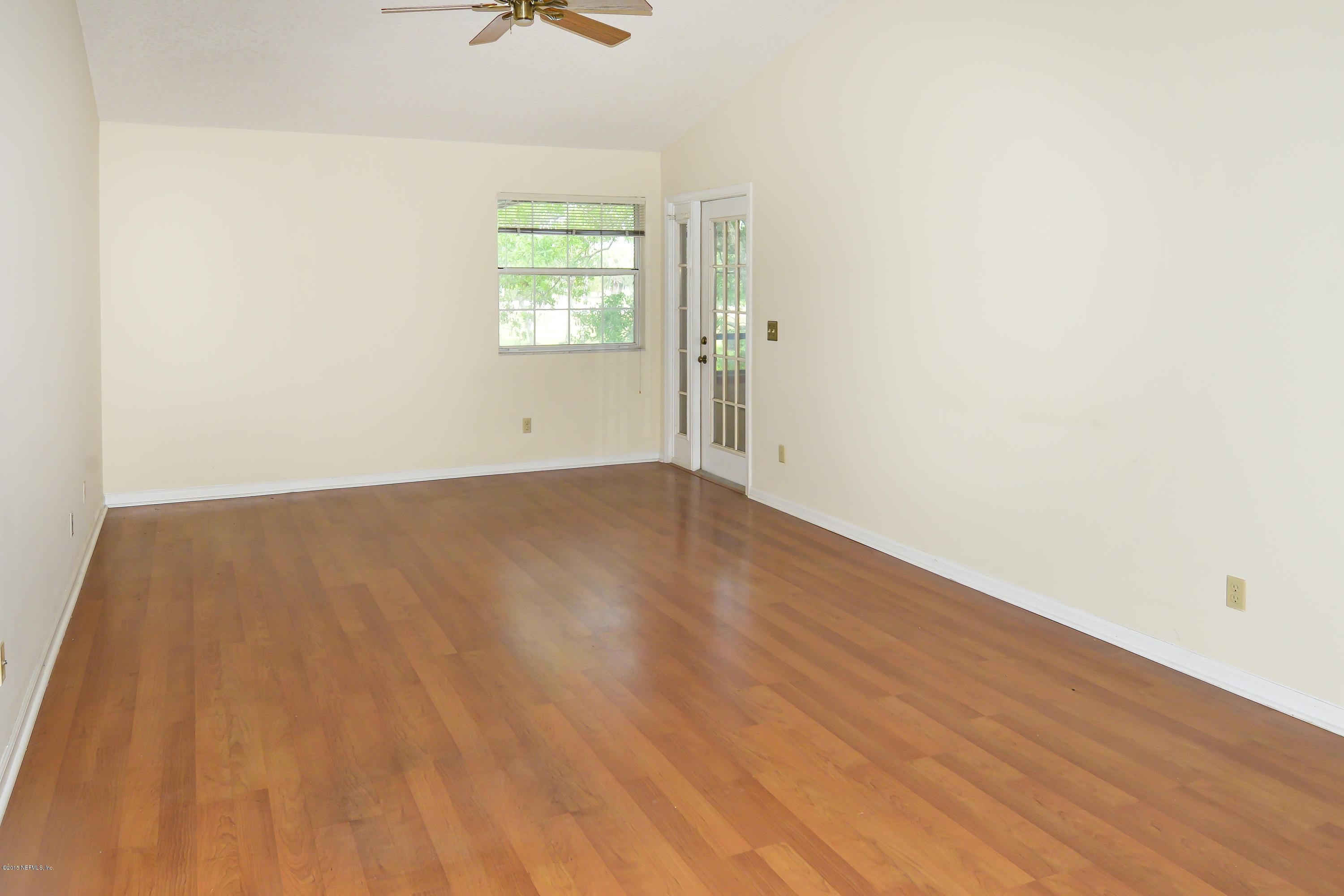 404 Tournament Road Ponte Vedra Beach, FL 32082 - Photo 3 of 11 Living Room