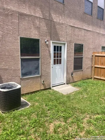 $1,150 | 5614 Golf Mist, Unit 2, San Antonio, TX 78244