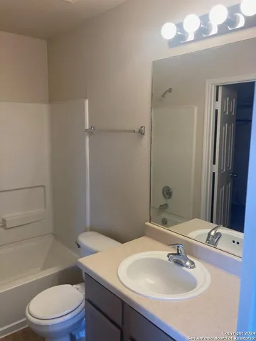 $1,150 | 5614 Golf Mist, Unit 2, San Antonio, TX 78244