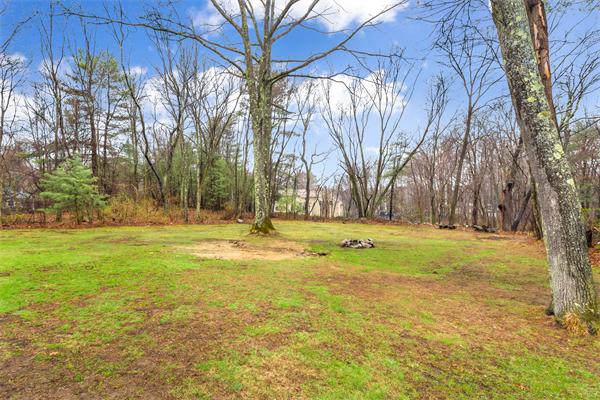 12 Oakland Road North Reading, MA 01864 - Photo 28 of 30 Gallery Image 28