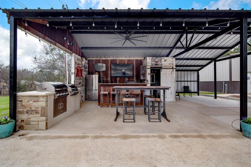 3817 Cross Timber Road Burleson, TX 76028 - Photo 8 of 36 a view of a chairs and table in kitchen