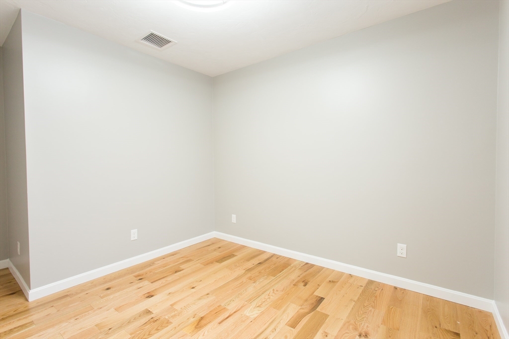 50 Number 6 Schoolhouse Road Charlton, MA 01507 - Photo 16 of 36 Gallery Image 16