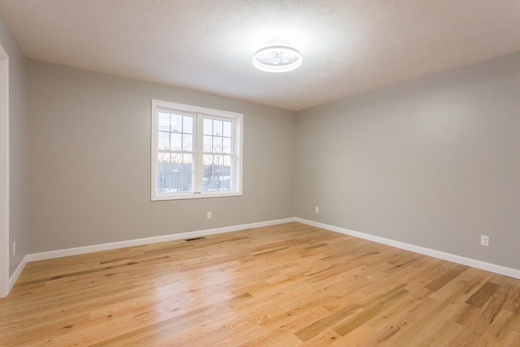 50 Number 6 Schoolhouse Road Charlton, MA 01507 - Photo 10 of 36 Gallery Image 10