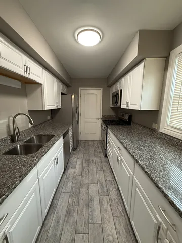 $2,200 | 7745 West Harbor Court, Frankfort, IL 60423