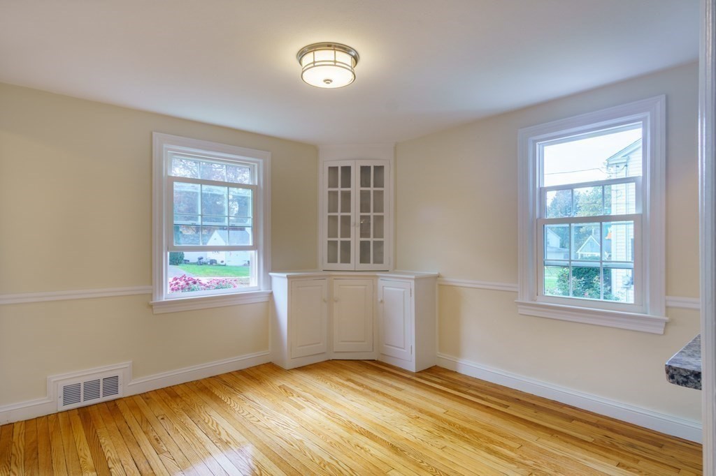 90 Hartwick Street Springfield, MA 01108 - Photo 13 of 33 an empty room with windows