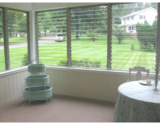 25 Linda Road Andover, MA 01810 - Photo 7 of 8 a room with a large window