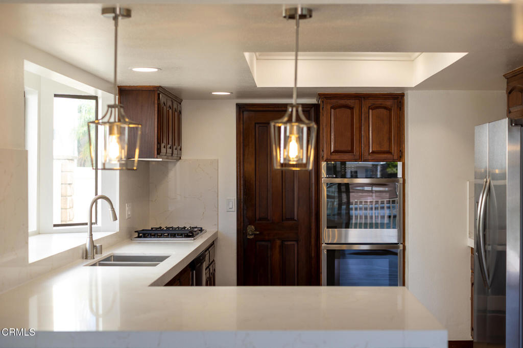 2341 Peninsula Road Oxnard, CA 93035 - Photo 10 of 47 Gallery Image 10