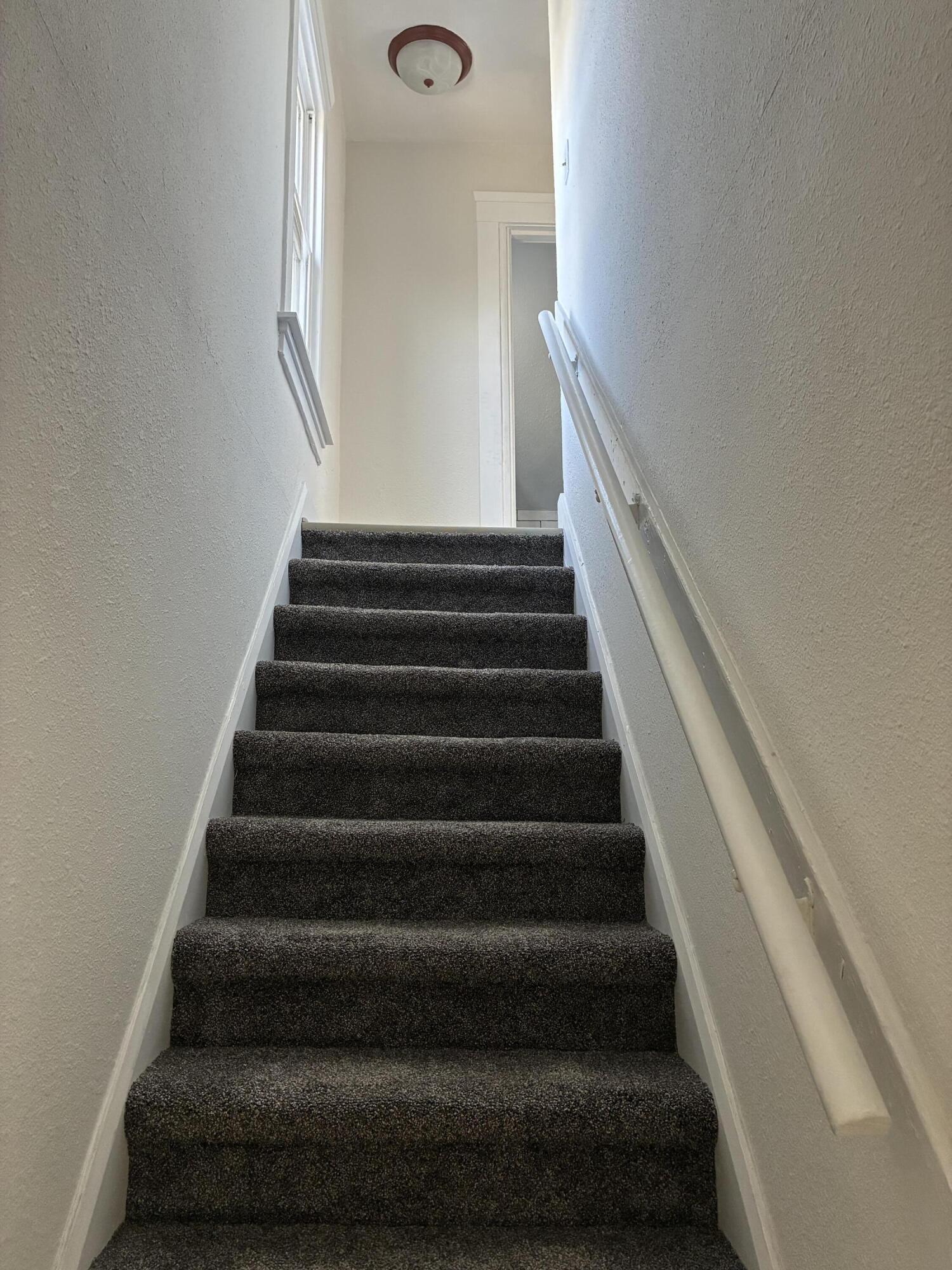 922 Hamilton Street Racine, WI 53404 - Photo 8 of 15 stairs