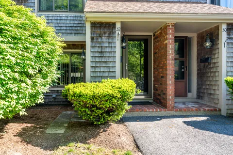 $399,000 | 32 Townhouse Terrace, Unit 32, Hyannis, MA 02601