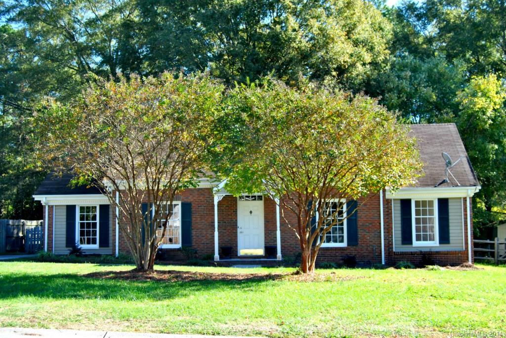 6803 Stoney Ridge Road Matthews, NC 28104 - Photo 1 of 14 Gallery Image 1