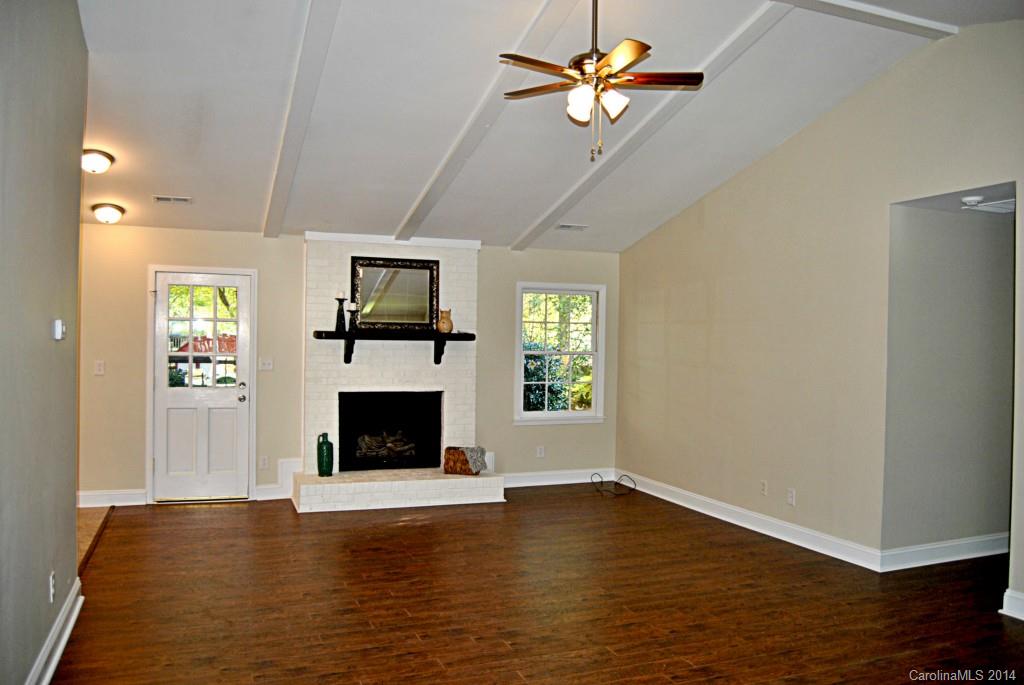 6803 Stoney Ridge Road Matthews, NC 28104 - Photo 4 of 14 Gallery Image 4
