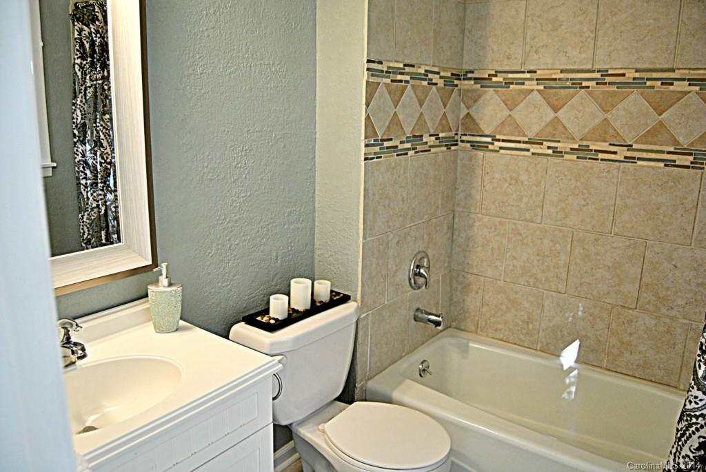 6803 Stoney Ridge Road Matthews, NC 28104 - Photo 9 of 14 Gallery Image 9