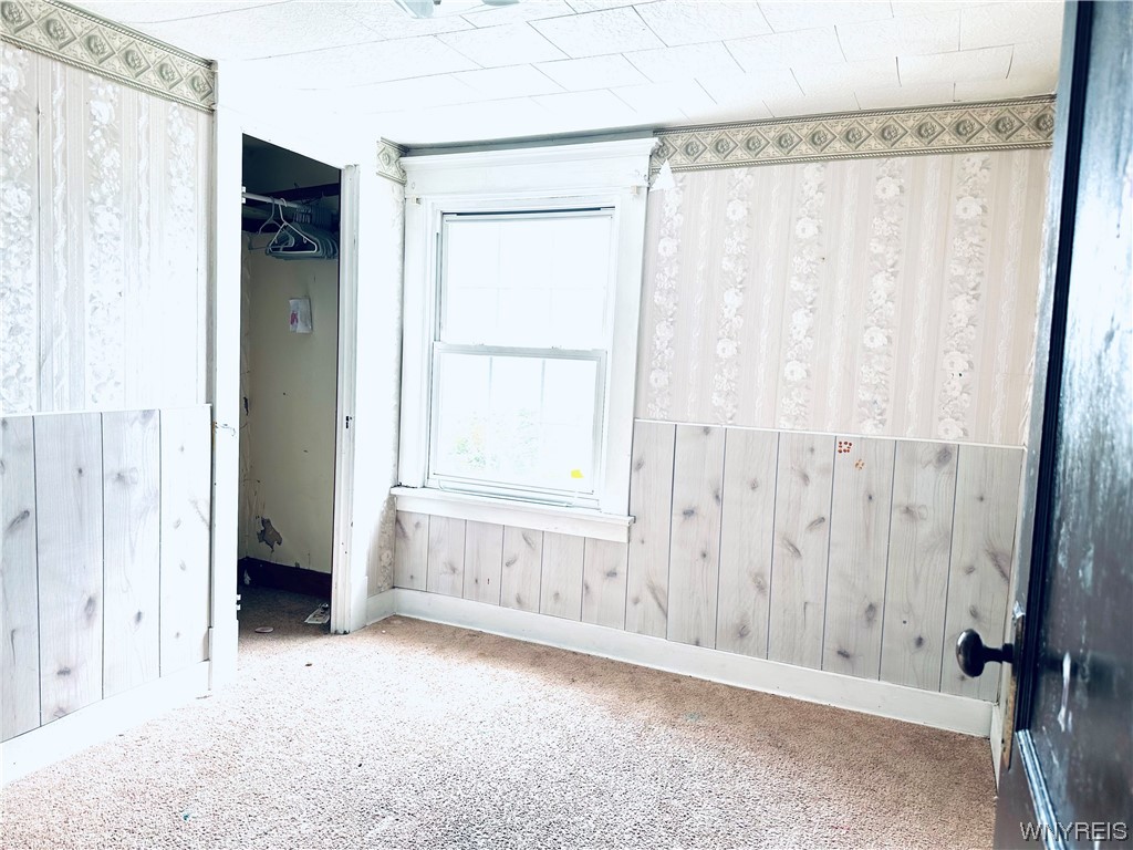 74 Decker Street Buffalo, NY 14215 - Photo 7 of 12