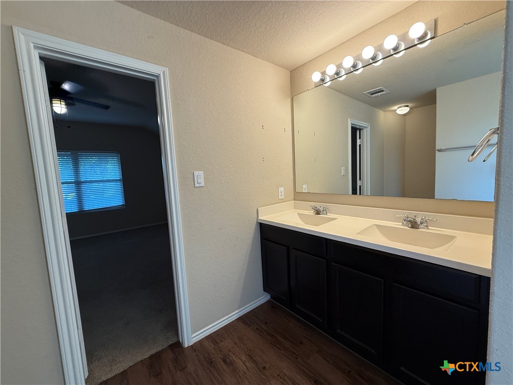 2934 Field Ridge New Braunfels, TX 78130 - Photo 14 of 29 Gallery Image 14