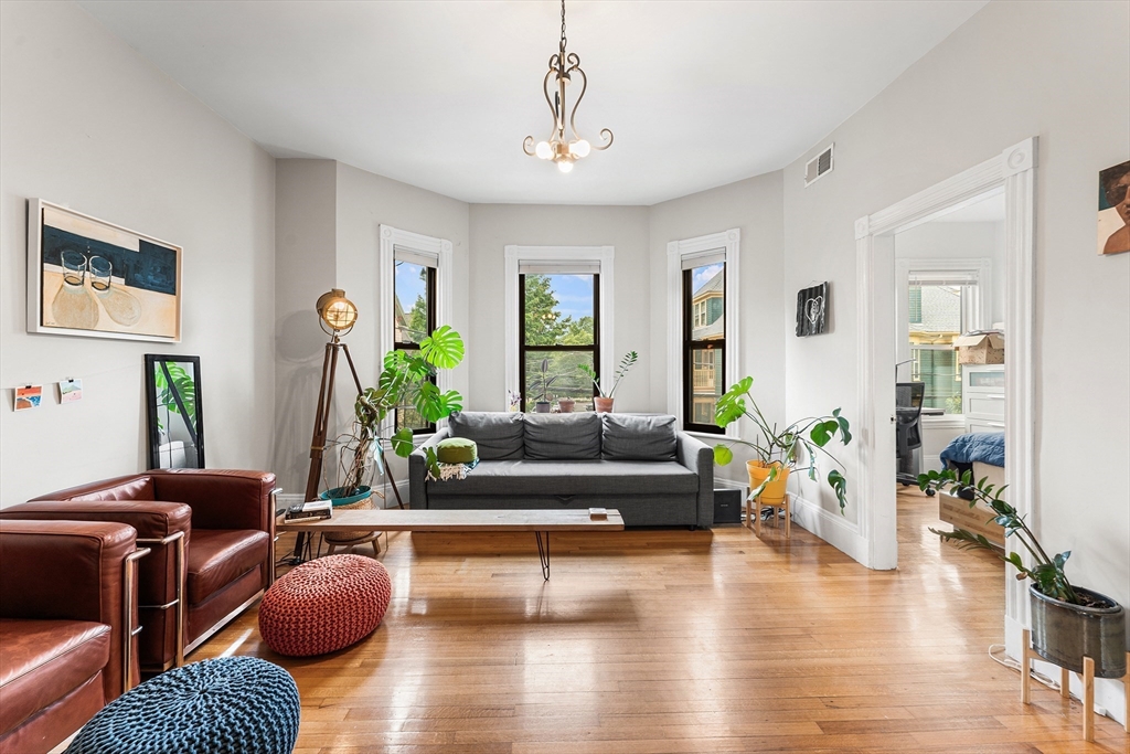 40 Rockview Street, Unit 3 Boston, MA 02130 - Photo 1 of 17