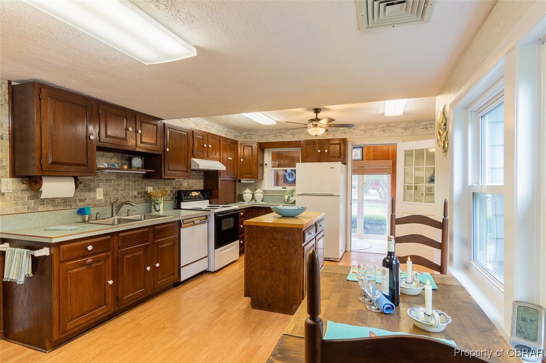 60 Edwards Lndg Road Gwynn, VA 23076 - Photo 10 of 48 Gallery Image 10