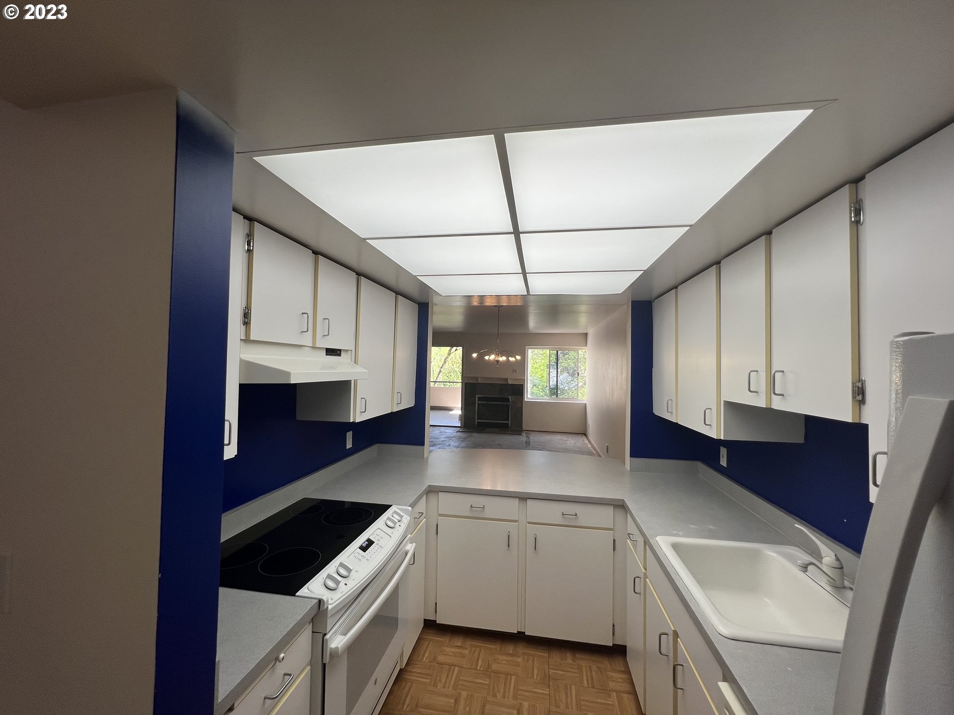 6625 West Burnside Road, Unit 245 Portland, OR 97225 - Photo 4 of 24 Gallery Image 4