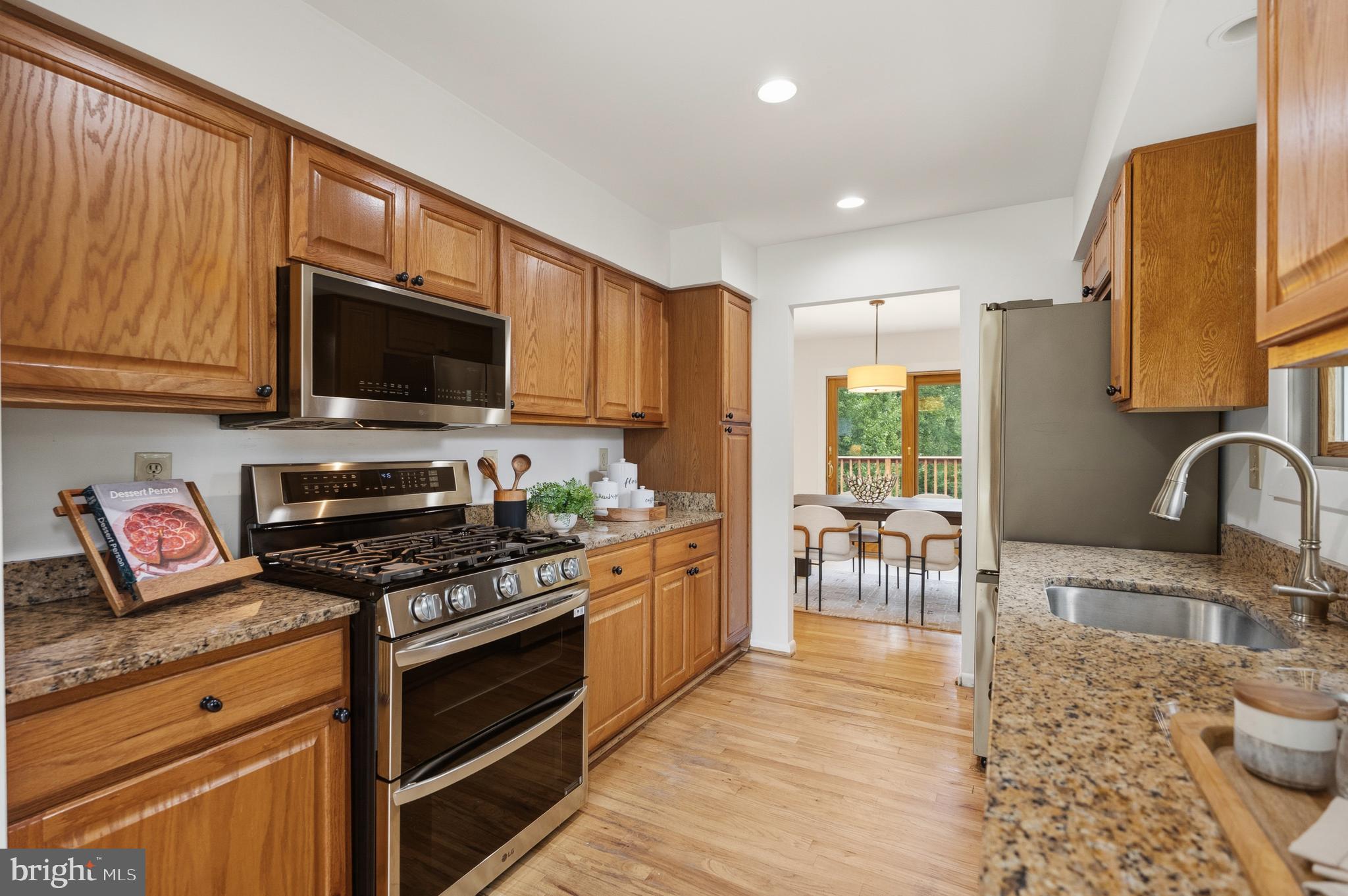 8719 Gateshead Road Alexandria, VA 22309 - Photo 16 of 53 Granite counters