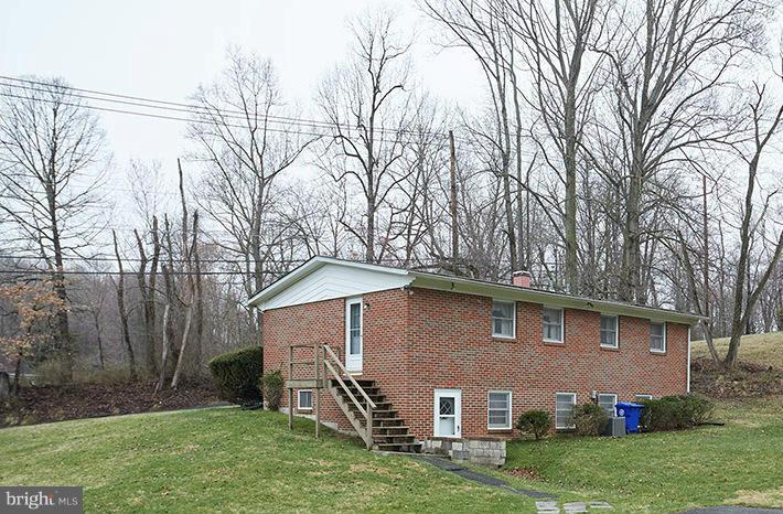 21311 Woodfield Road Gaithersburg, MD 20882 - Photo 1 of 24 21311 Woodfield Road, Gaithersburg MD 20882