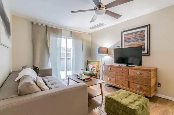 $1,695 | 6903 Deatonhill Drive, Unit 22, Austin, TX 78745