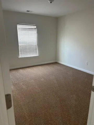 $2,600 | 321 Beautyberry Road, Summerville, SC 29486